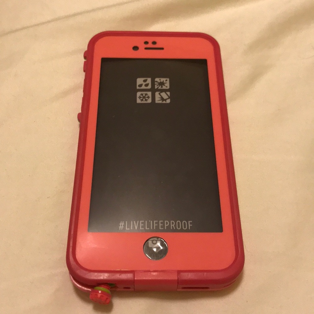 Iphone 6/6s Life proof case- Like new!!